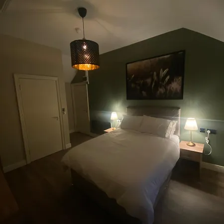New Bar & Bed & Breakfast
